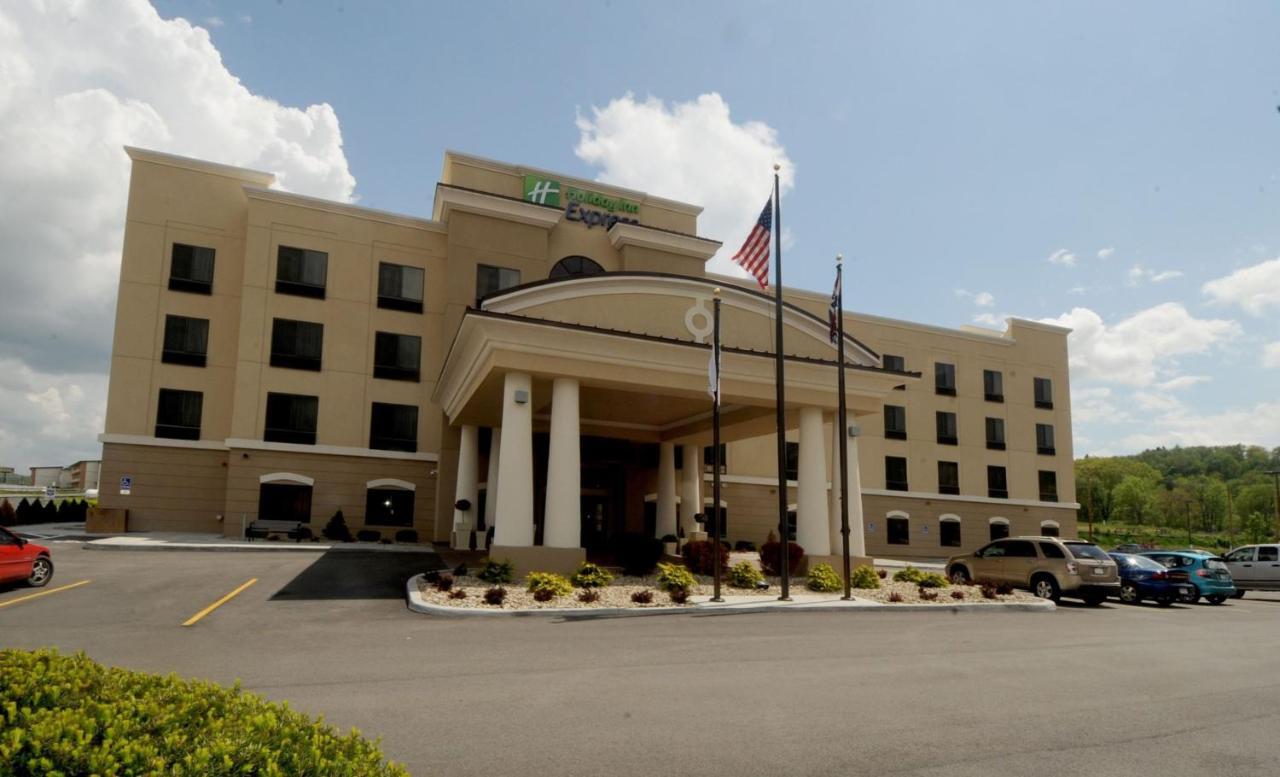 Holiday Inn Express Somerset By Ihg Eksteriør billede